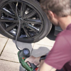 Bosch 18V Luchtpomp UniversalPump (zonder Accu) 26 Bosch 18V Luchtpomp UniversalPump (zonder Accu) -Huishoudelijke Artikelen 123 111